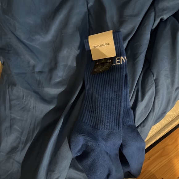 Never worn - Picture 2 of 2